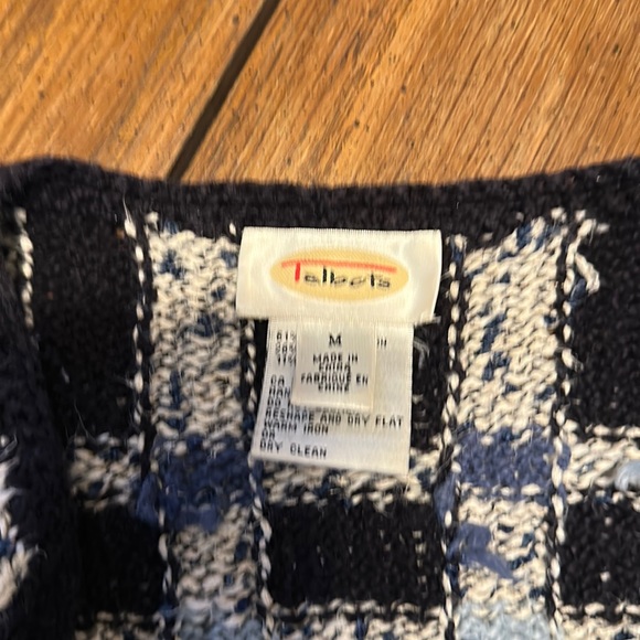 Talbots Sweater- Size M- Navy blue is the Base color with other colors - Picture 5 of 8